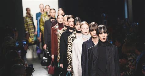 Gucci&c.: “trucco” svizzero per 30 manager di Kering